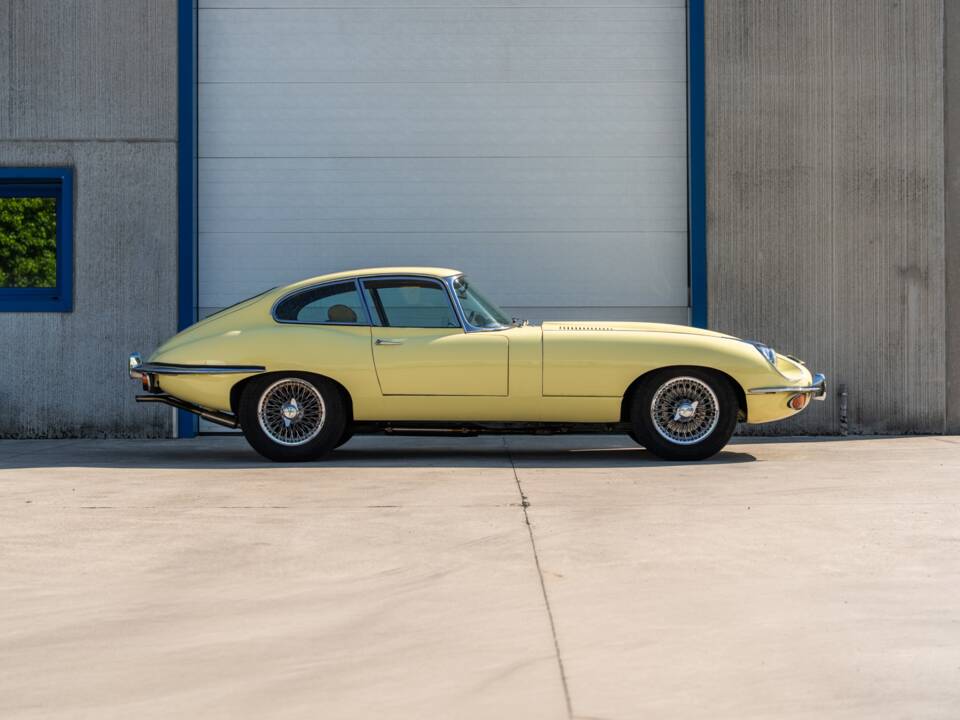 Image 42/78 de Jaguar E-Type (1969)
