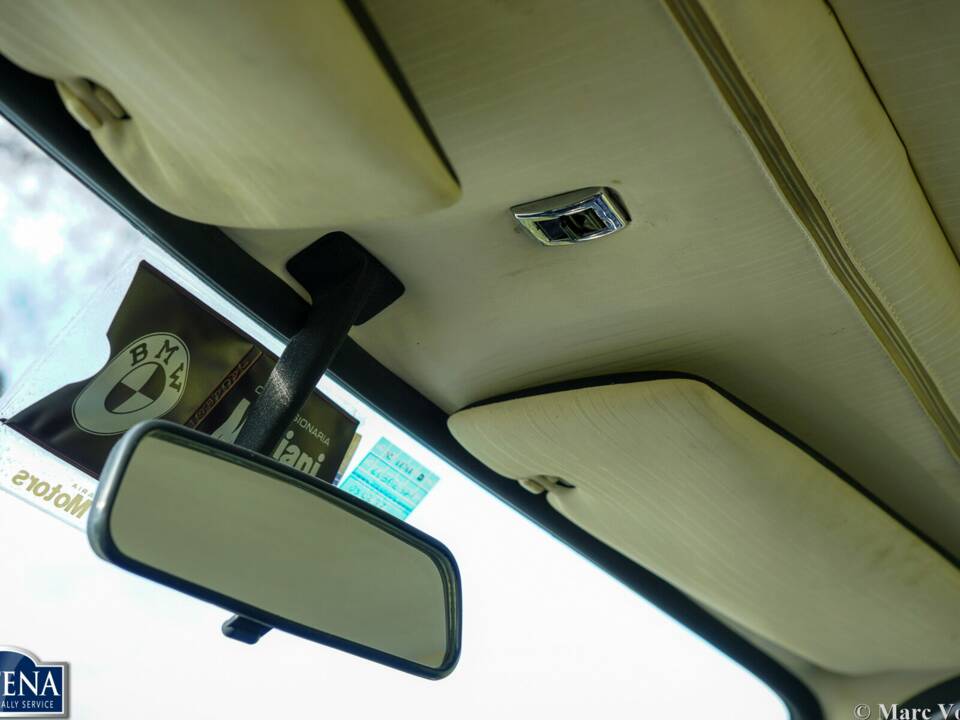 Bild 25/35 von BMW 2002 tii (1973)