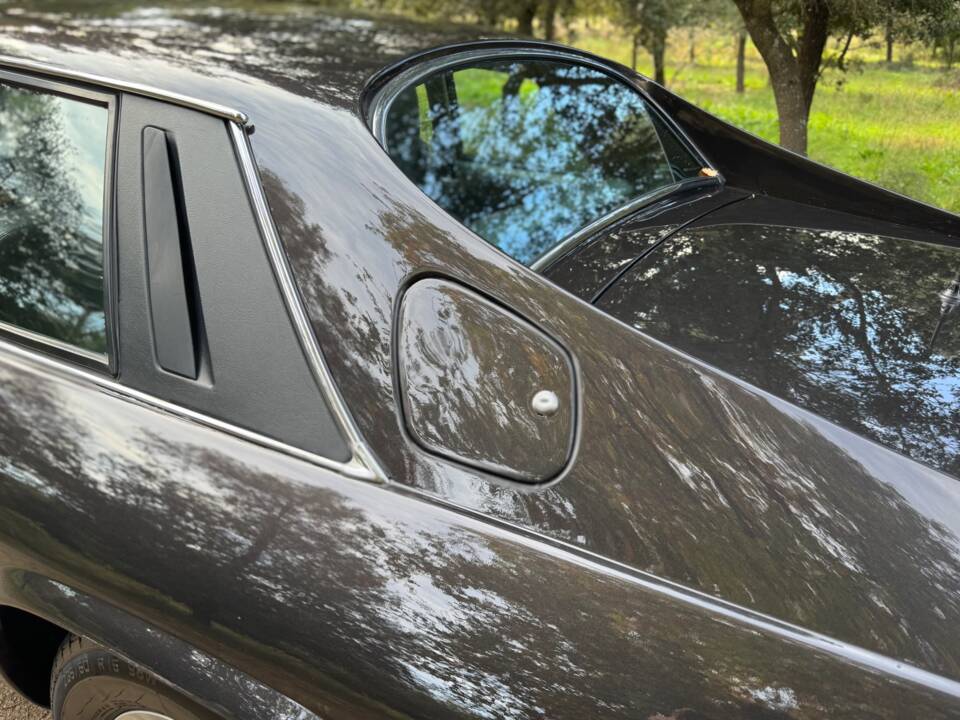 Image 9/47 of Jaguar XJ-S 3.6 (1988)