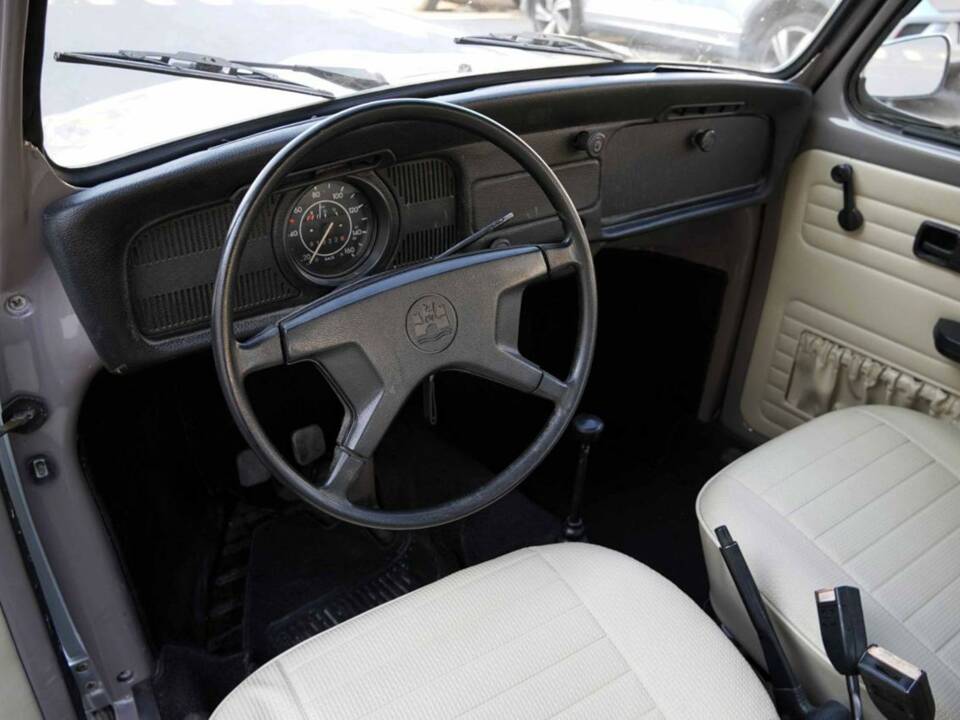 Bild 12/19 von Volkswagen Beetle 1200 L (1980)
