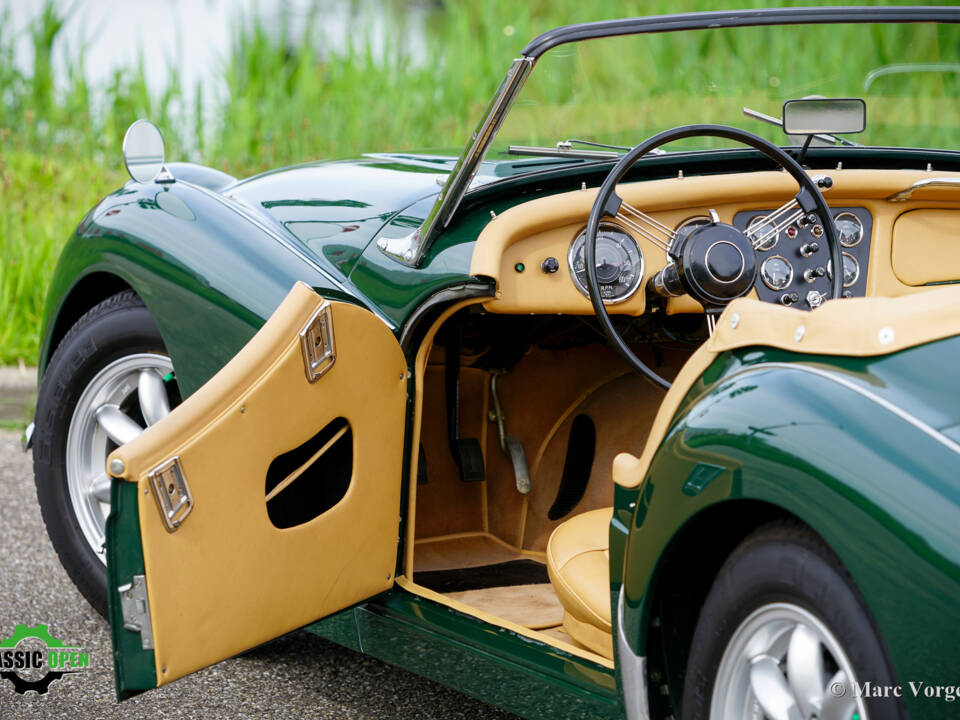 Image 4/41 of Triumph TR 3A (1959)