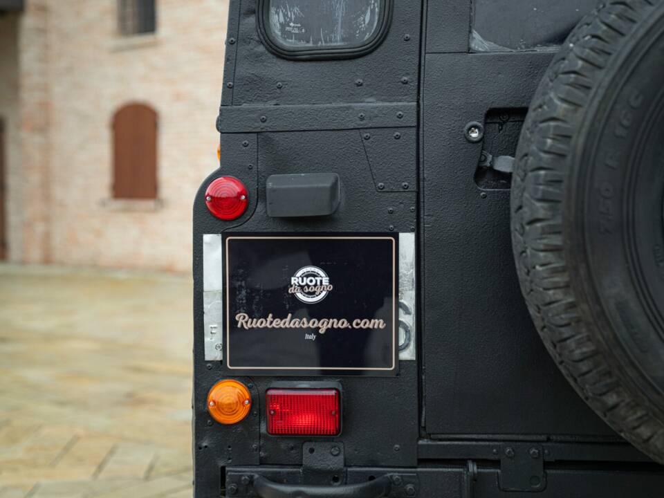 Bild 14/50 von Land Rover 90 (1985)