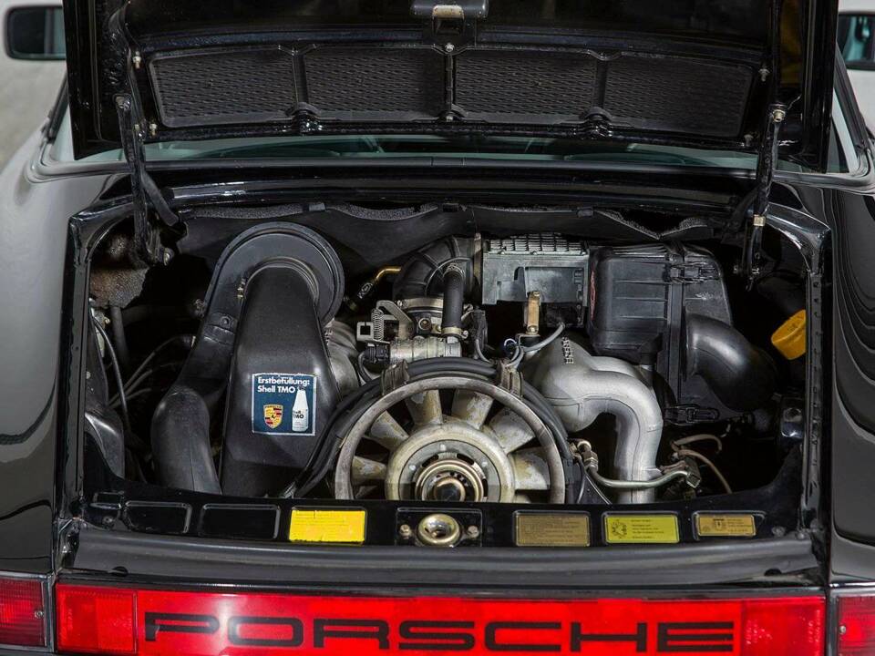Bild 30/32 von Porsche 911 Carrera 3.2 (1986)