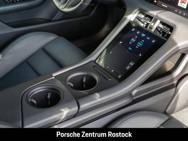 Obraz 15/31 pojazdu Porsche Taycan 4S Sport Turismo (2026)