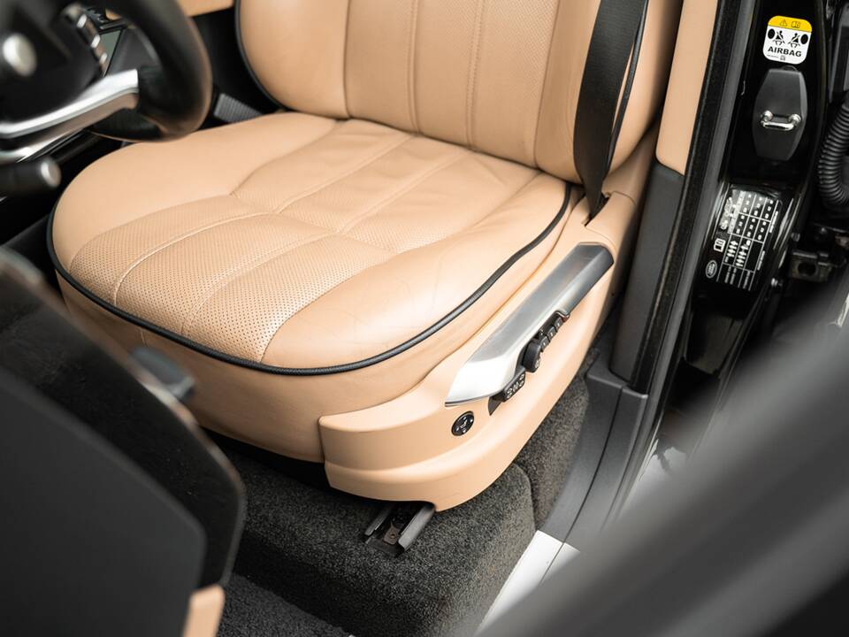 Imagen 27/67 de Land Rover Range Rover V8 Supercharged (2012)