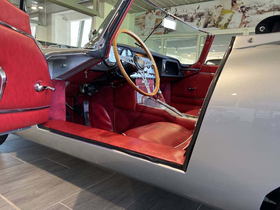 Bild 23/37 von Jaguar E-Type 3.8 Flat Floor (1961)