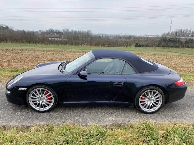 Bild 3/4 von Porsche 911 Carrera S (2006)