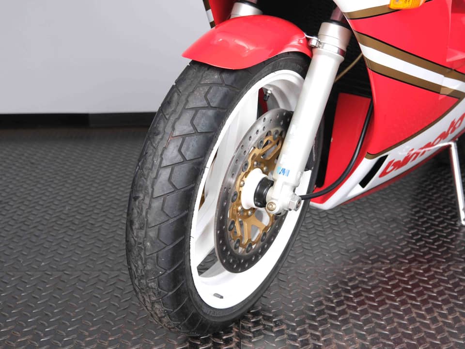 Image 36/95 of Bimota YB6 (1990)