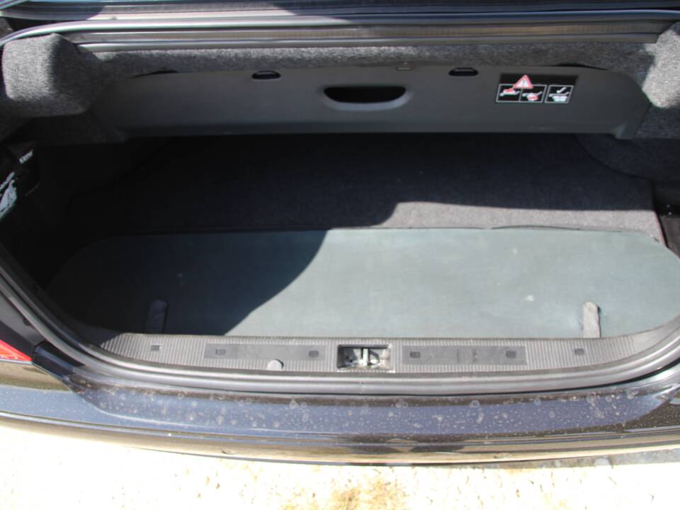 Bild 12/42 von Mercedes-Benz CLK 430 (2002)