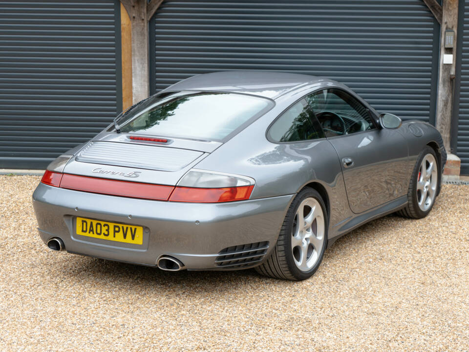 Image 34/50 of Porsche 911 Carrera 4S (2003)