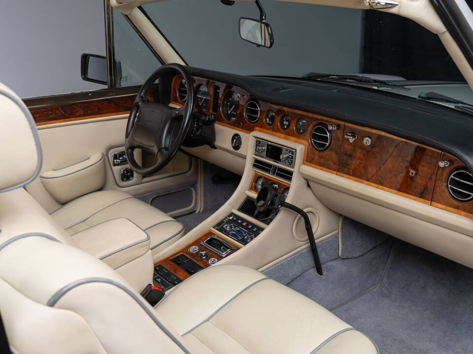 Image 37/46 de Bentley Continental (1994)