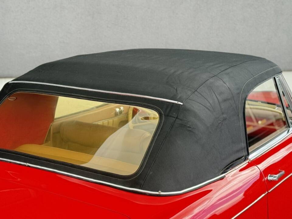 Immagine 11/14 di BMW 503 (1957)