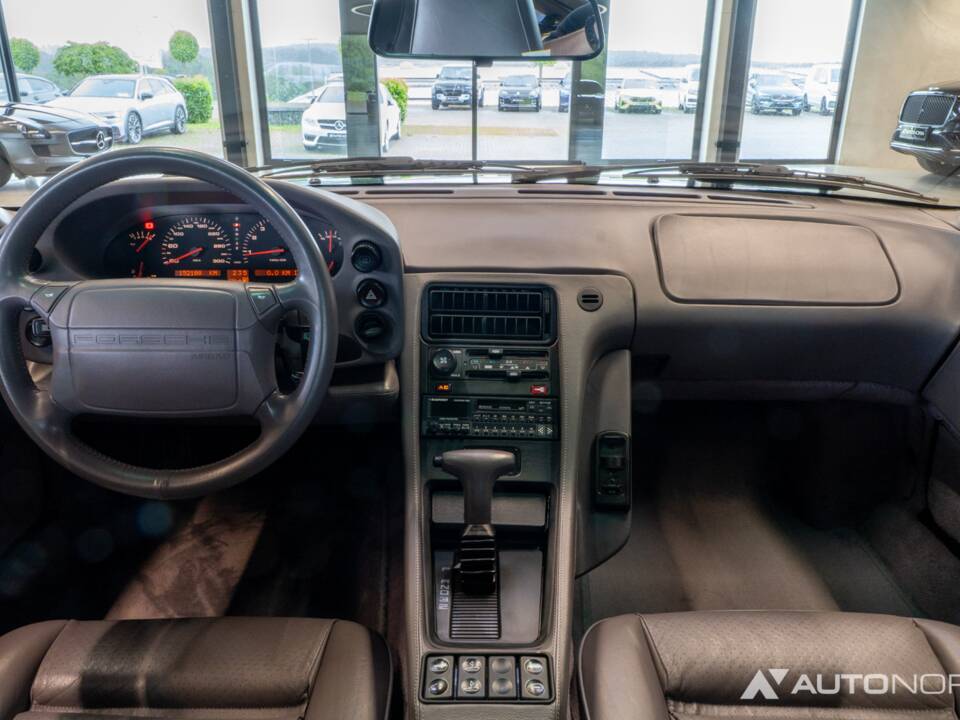 Afbeelding 40/50 van Porsche 928 GTS (1992)