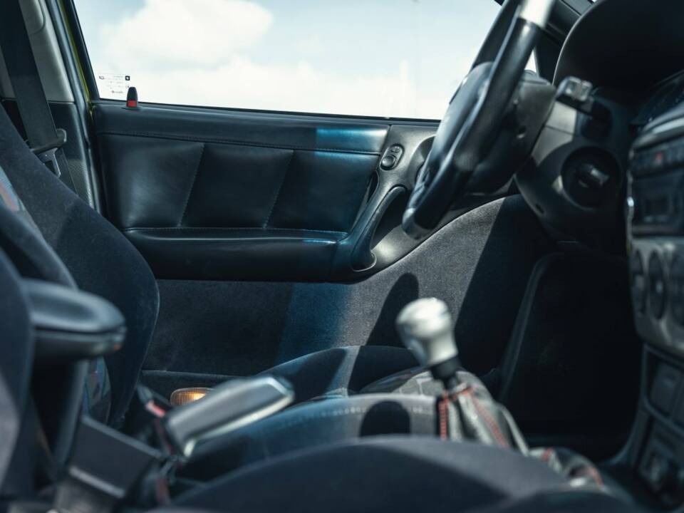 Bild 9/15 von Opel Vectra 2,5 i500 (1998)