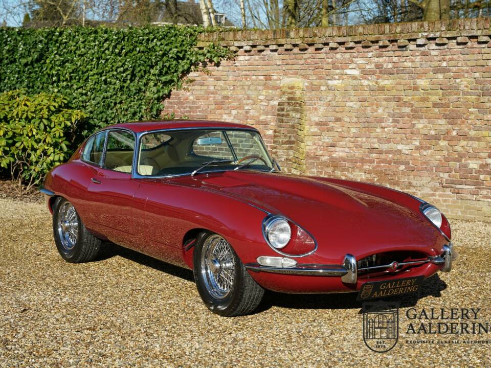 Imagen 28/50 de Jaguar E-Type (1968)