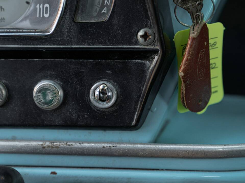 Bild 35/50 von FIAT 600 T Coriasco (1968)