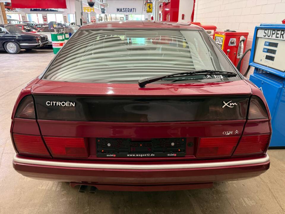 Imagen 16/18 de Citroën XM 3.0 V6 (1997)