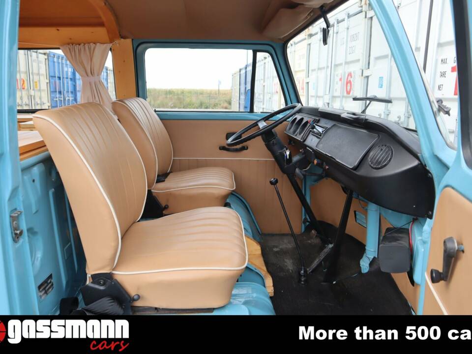 Image 9/15 of Volkswagen T2 Brasil Camper (1978)