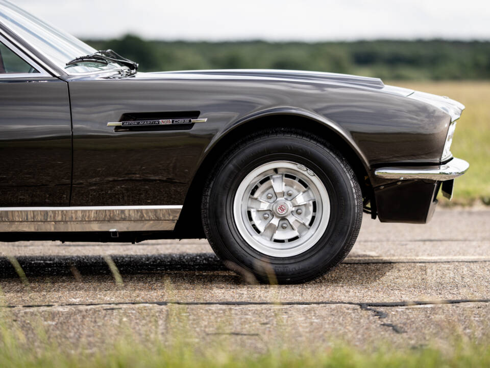 Bild 36/50 von Aston Martin DBS V8 (1971)