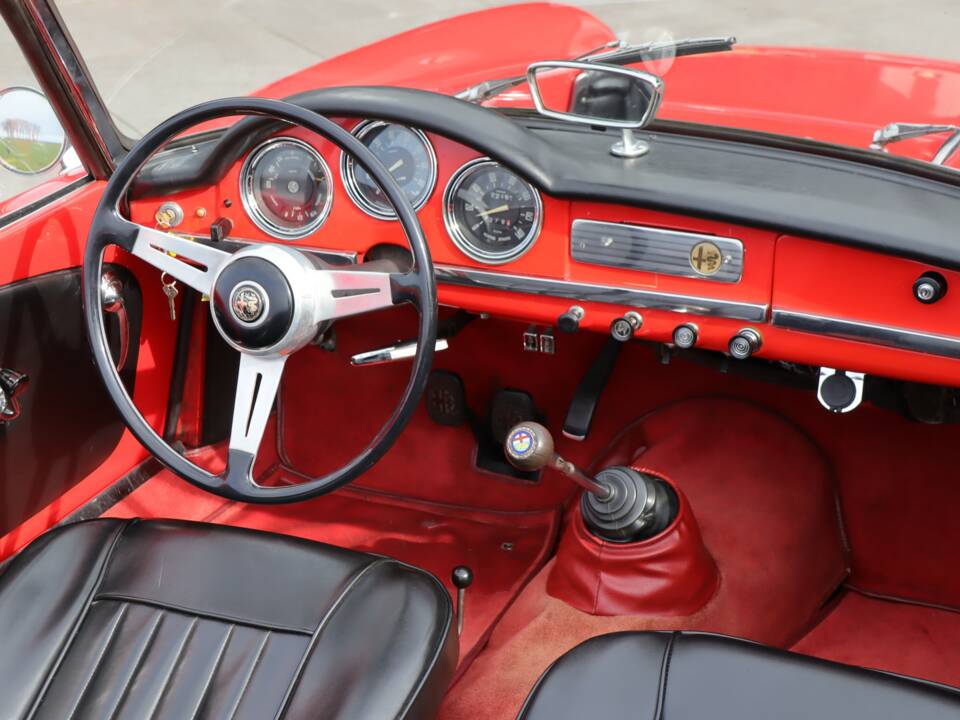 Bild 8/50 von Alfa Romeo Giulia 1600 Spider Veloce (1965)