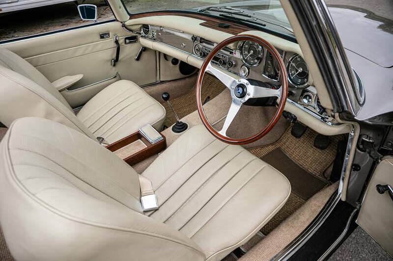 Image 2/37 of Mercedes-Benz 280 SL (1970)