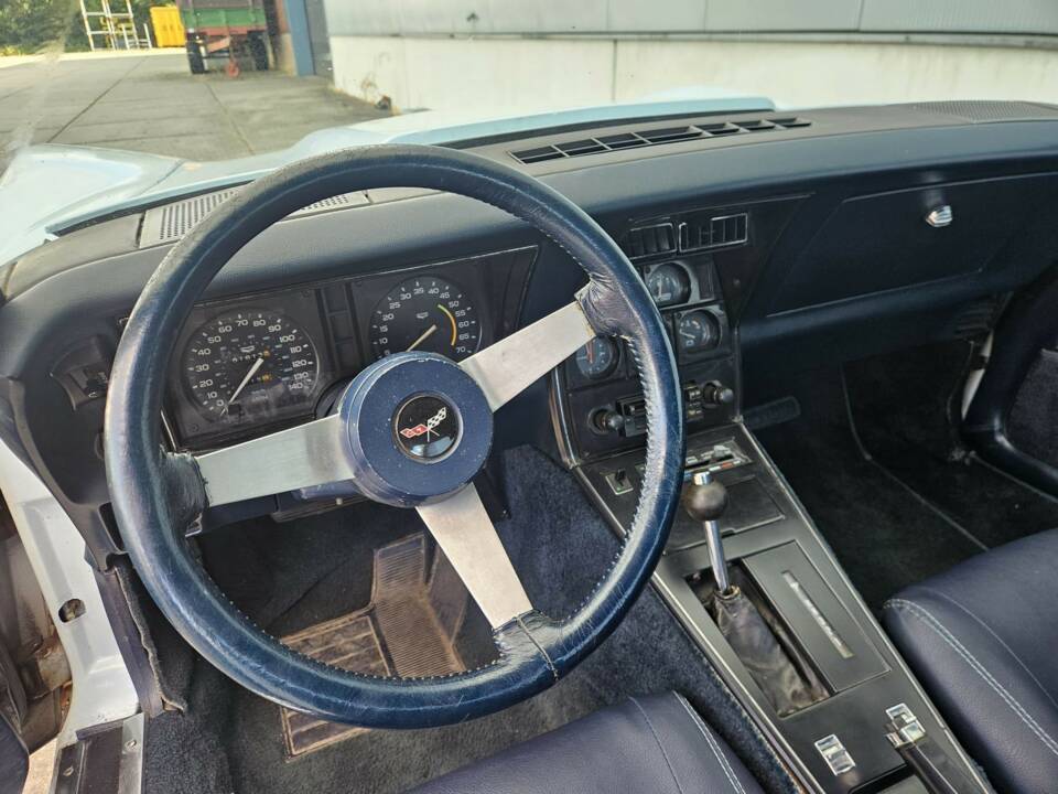 Bild 5/8 von Chevrolet Corvette Sting Ray (1979)