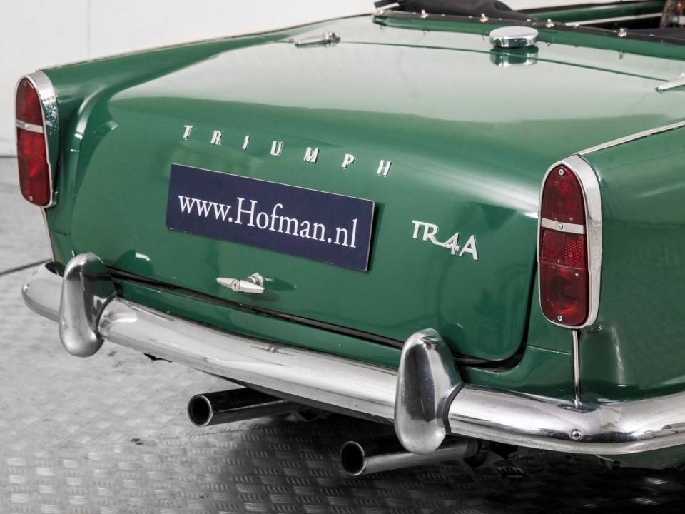 Immagine 32/50 di Triumph TR 4A (1966)