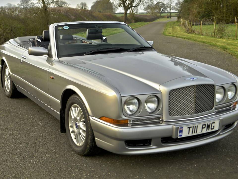 Image 4/50 of Bentley Azure (1999)