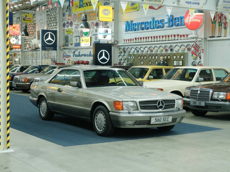 Bild 10/50 von Mercedes-Benz 560 SEC (1986)