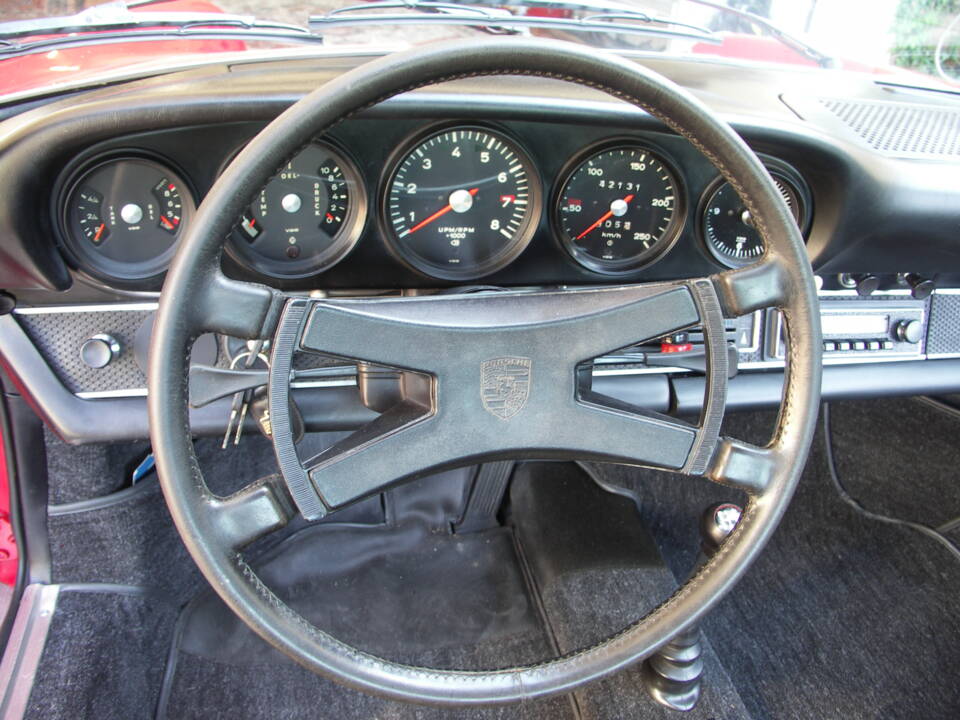 Image 9/38 of Porsche 911 2.2 E (1971)