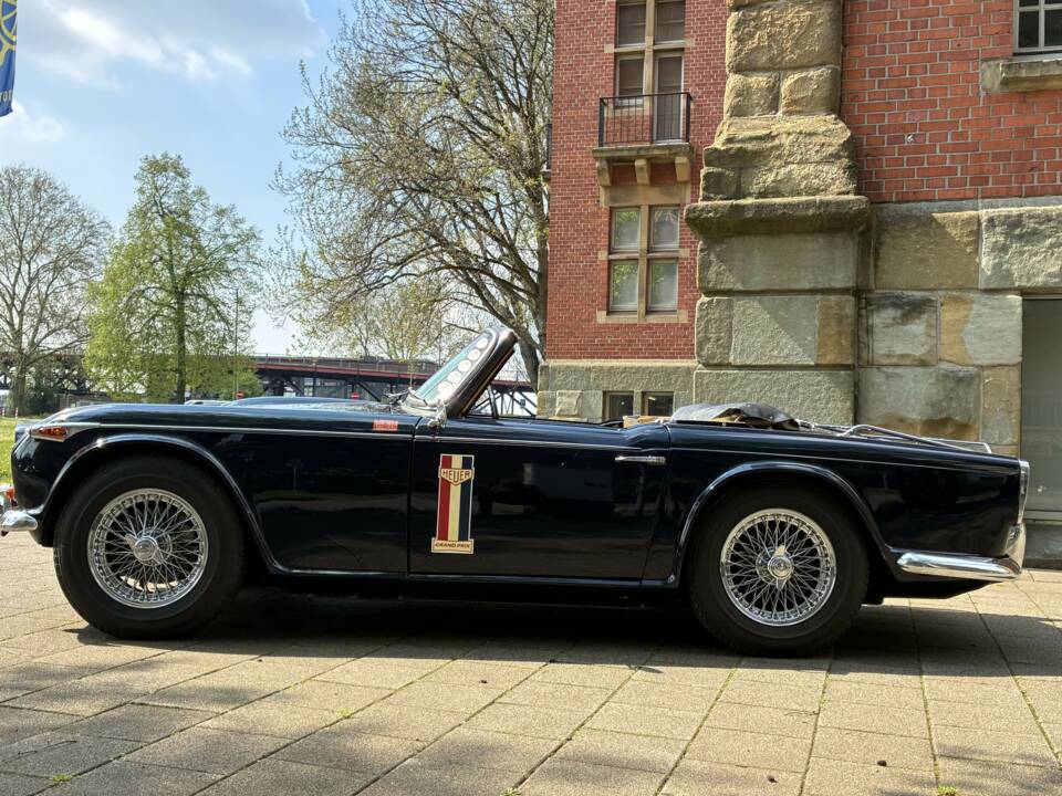 Imagen 6/7 de Triumph TR 4A IRS (1967)