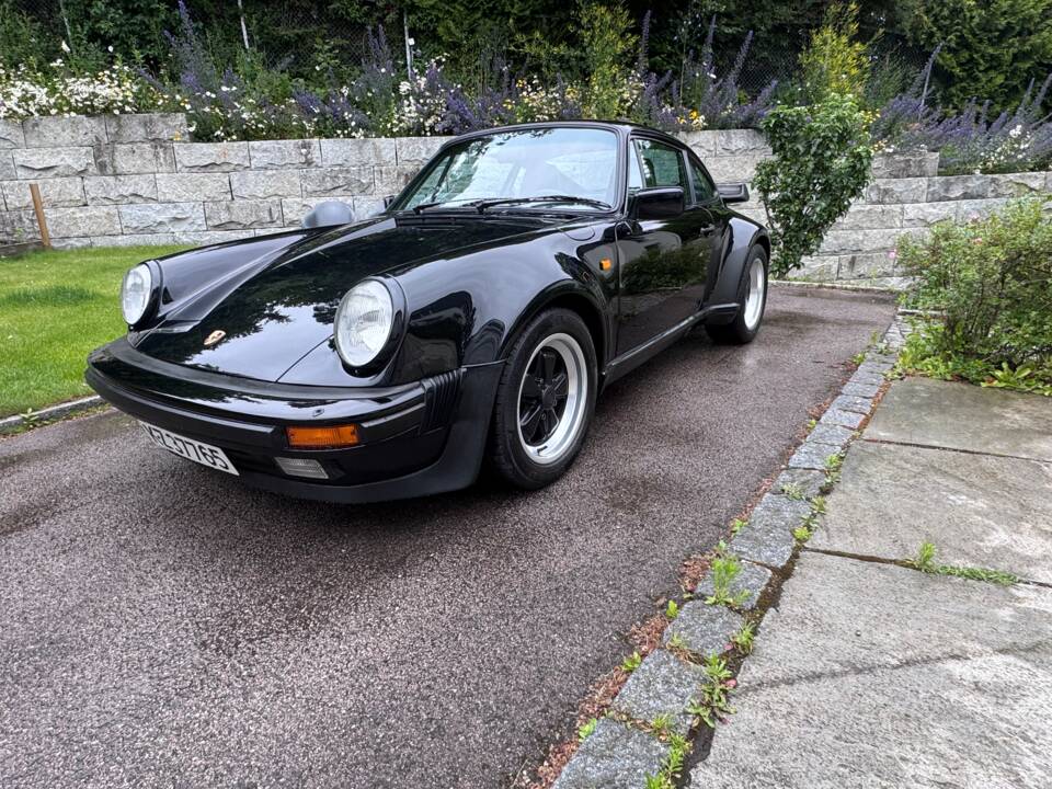 Image 2/14 of Porsche 911 Turbo 3.3 (1985)
