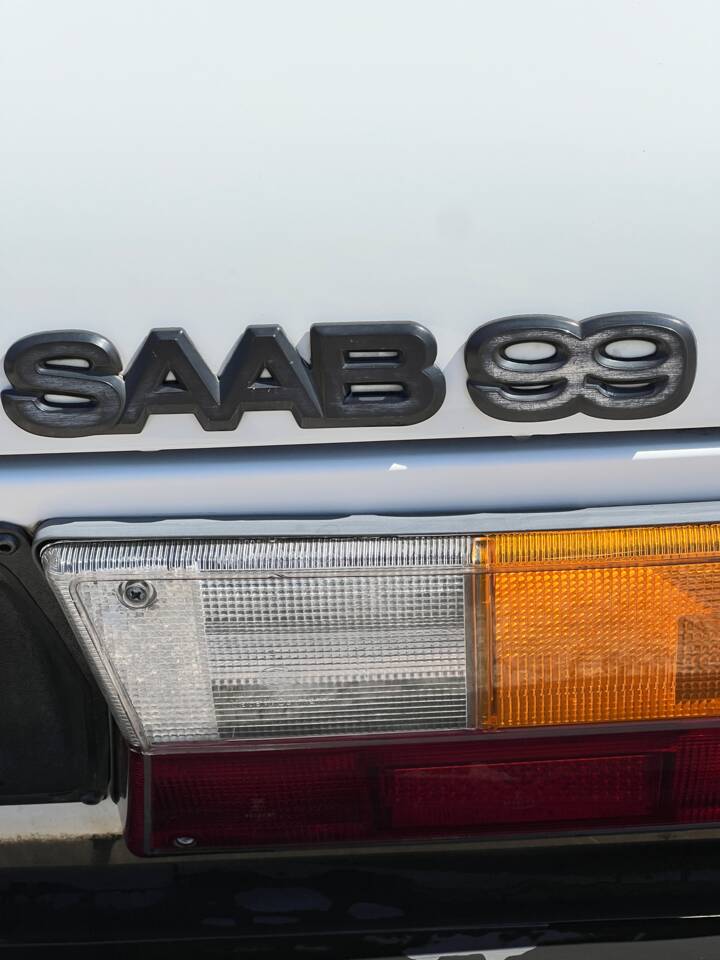 Afbeelding 5/51 van Saab 99 (1983)