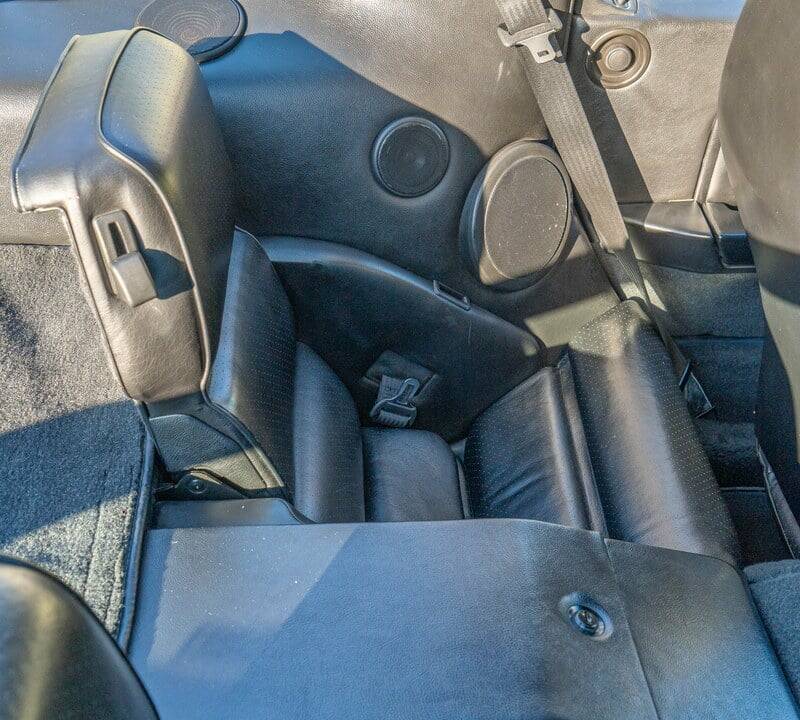 Image 22/30 of Porsche 928 S4 (1989)