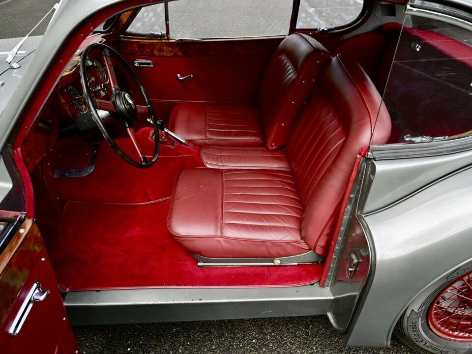 Bild 18/50 von Jaguar XK 140 FHC (1954)