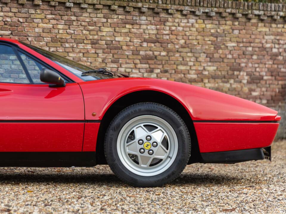 Bild 41/50 von Ferrari 328 GTB (1989)