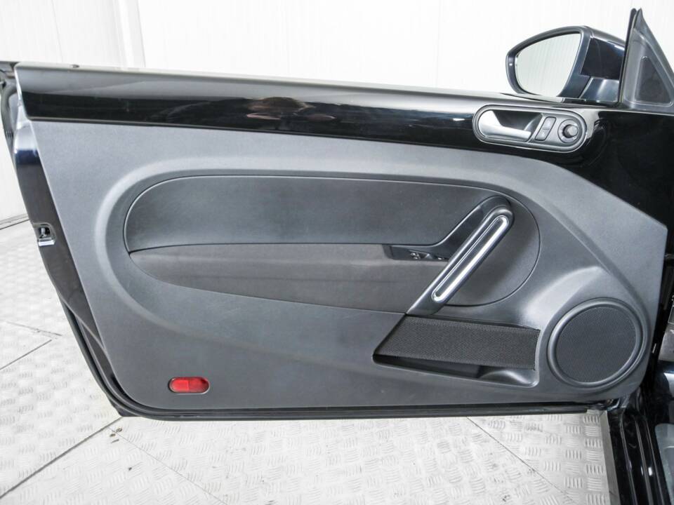 Image 20/50 de Volkswagen Beetle 1.2 TSI (2014)