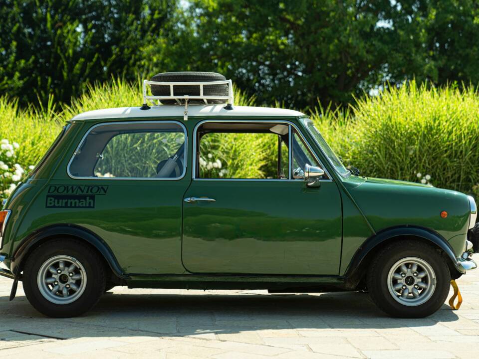 Imagen 5/50 de Innocenti Mini Cooper 1300 (1972)