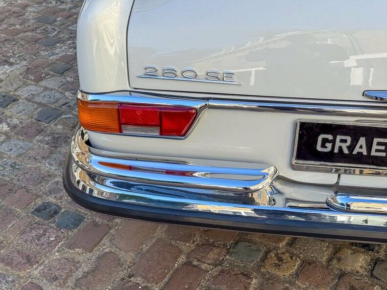 Bild 29/50 von Mercedes-Benz 280 SE 3,5 (1971)