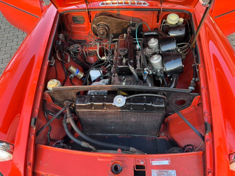 Immagine 12/13 di MG MGB GT (1973)
