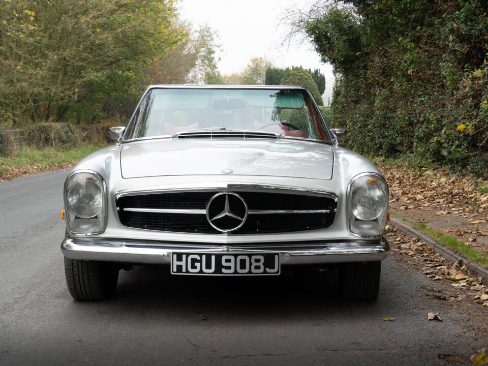 Image 2/16 of Mercedes-Benz 280 SL (1971)