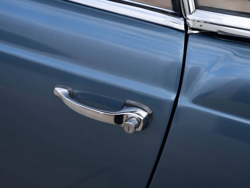 Immagine 23/93 di Mercedes-Benz 230 SL (1965)