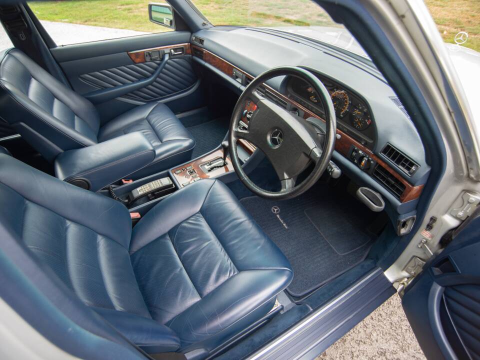 Bild 9/28 von Mercedes-Benz 500 SE (1988)