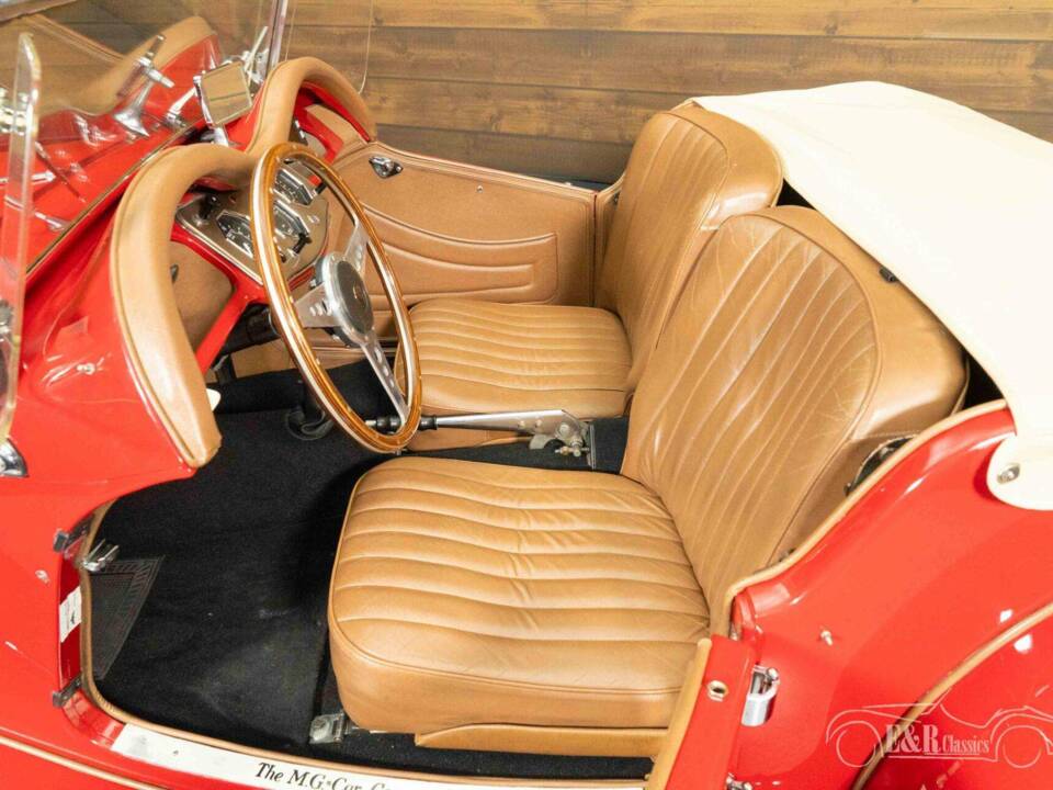 Bild 12/19 von MG TF (1954)