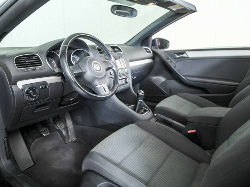Bild 11/50 von Volkswagen Golf VI 1.2 TSI (2012)
