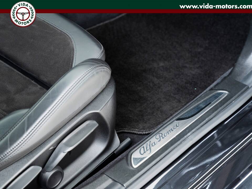 Bild 9/15 von Alfa Romeo Giulia Quadrifoglio (2017)