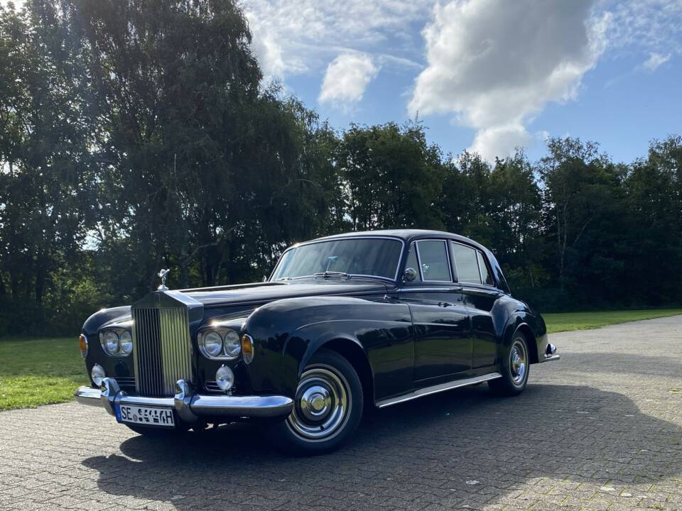 Image 1/19 of Rolls-Royce Silver Cloud III (1964)