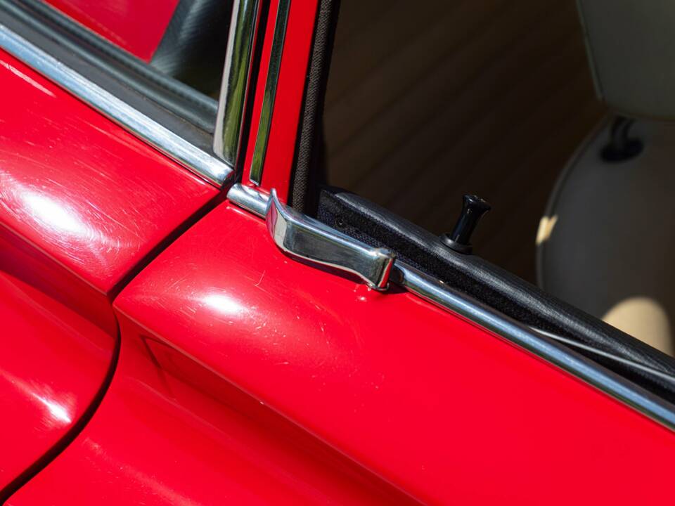 Image 24/50 de Ferrari Dino 246 GT (1971)
