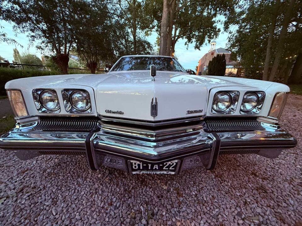 Bild 18/21 von Oldsmobile Toronado Brougham (1973)