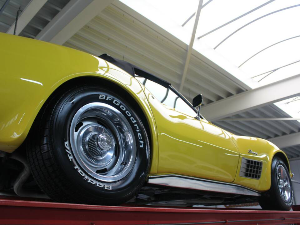Immagine 11/50 di Chevrolet Corvette Stingray (1972)